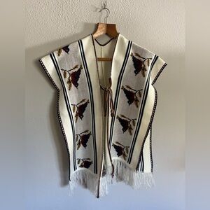 Vintage 70s Knit Birds Fringe Cream Poncho Shawl Free Size